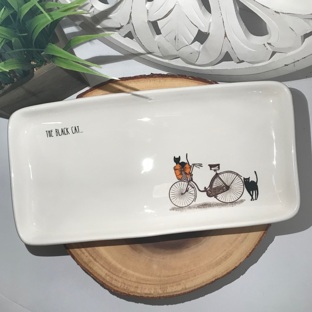 Rae Dunn “The Black Cat” Halloween Platter
